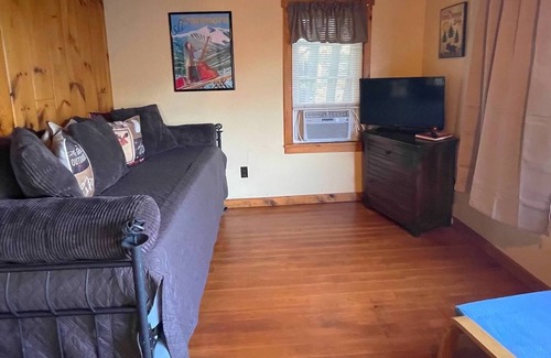 Weirs Beach Cabine | Location, Location, Location! Weirs Beach