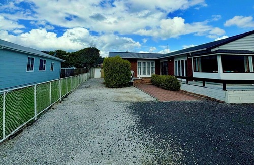 Whitianga Maison | LOCATION LOCATION WHITIANGA TOWN CENTRE