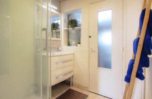 Reze Appartement | Location Meublée 8 Personnes - Proche Trentemoult