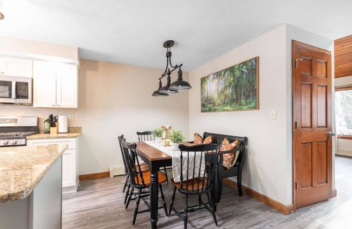 Intervale Maison | Location, pool, games, king bed!