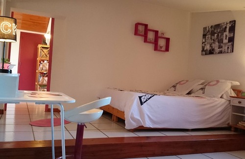 Montolieu Maison | Location villa - 15 mn de Carcassonne - Piscine
