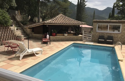 Nyons Chalet De Ski | Locations de Vacances Atypique Chalet - Poolhouse - Piscine