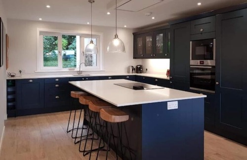 Kinloch Rannoch Maison | Lochside Luxury . A gorgeous modern house with stunning views.
