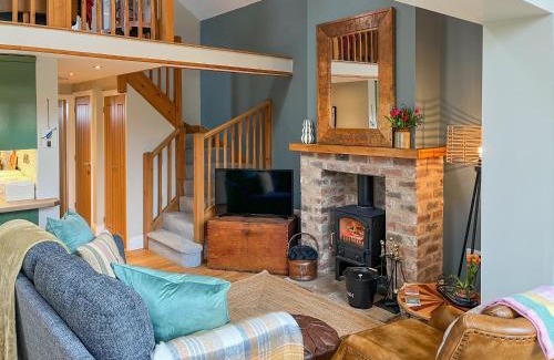 Salton Maison | Lockwood Barn