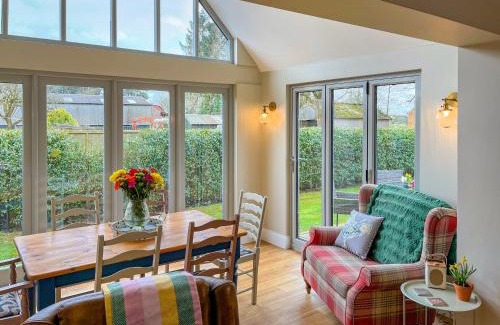 Salton Maison | Lockwood Barn