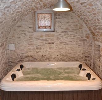 Lirac Lit Et Petit-Déjeuner | LOCUS AMOENUS