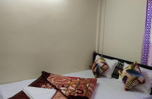 Kumai Maison | Lodenla Homestay By StayApart