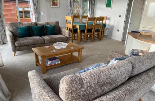 Tavistock Maison | Lodge 10, Cedar Lodge Park