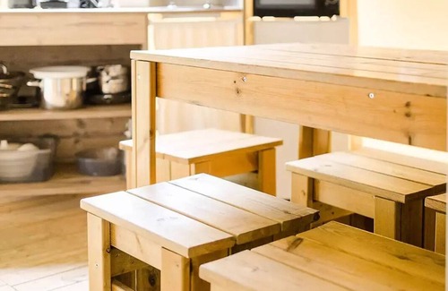 Chauche Maison | Lodge 21m² (sans sanitaires privatifs) 4 à 5 personnes - 4 pers. inclus dans le tarif