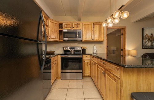 Dillon Copropriété | Lodge at Lake Dillon Condo: Great Year-Round Location