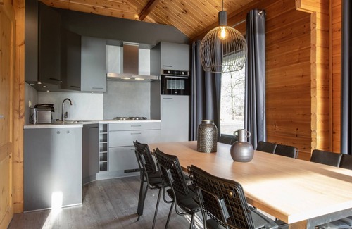 Arcen Cottage | Chalet en bois rénové près des Maasduinen