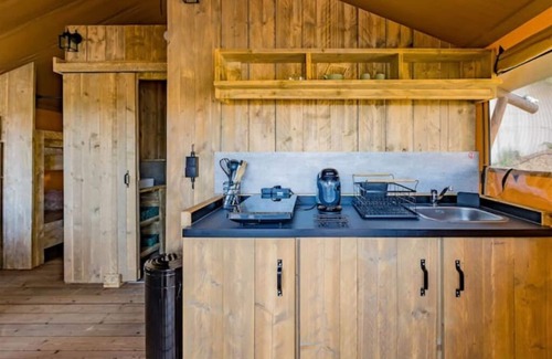 Arjuzanx Cottage | Lodge dans Réserve au bord du lac, 35mn de la mer