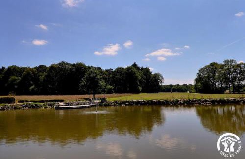 Mezieres-sur-Couesnon Maison | Lodge de l'etang