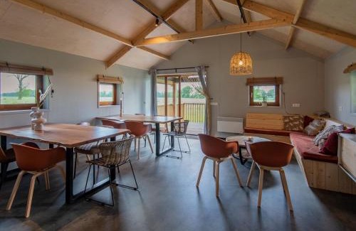 Ruinerwold Maison | Lodge in Drenthe with Scenic Veranda