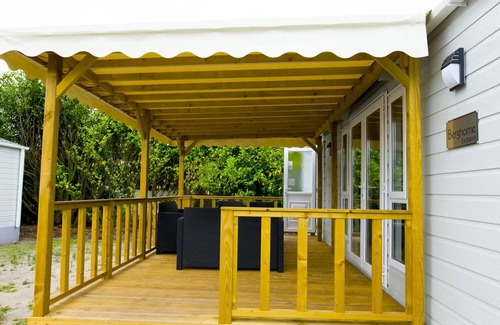 Udenhout Chalet De Ski | Lodge in Duinhoeve Near Dunes & Playground