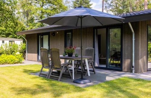 Oirschot Maison | Lodge in Netherlands with Furnished Terrace