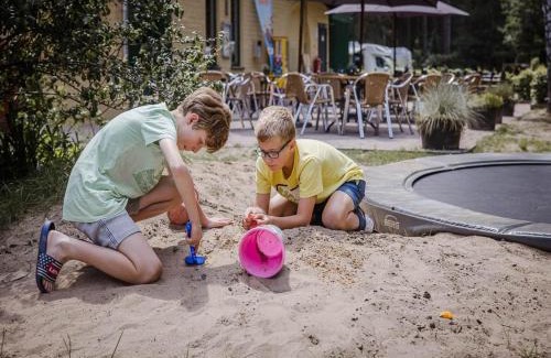 Wechelderzande Autre | Lodge near Antwerp with Nature Trails