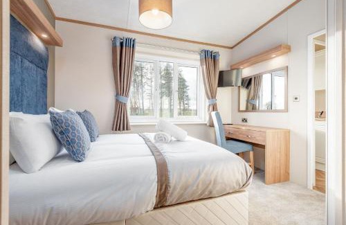 St. Andrews Maison | Lodge No 82 - Stewart's Resort Cameron