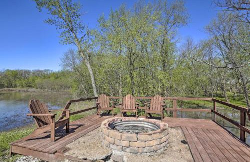 Wakenda Maison | Lodge on 240 Acres with Deck, Grill and Fire Pit!