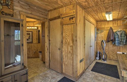 Wakenda Maison | Lodge on 240 Acres with Deck, Grill and Fire Pit!
