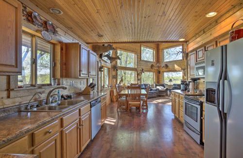 Wakenda Maison | Lodge on 240 Acres with Deck, Grill and Fire Pit!