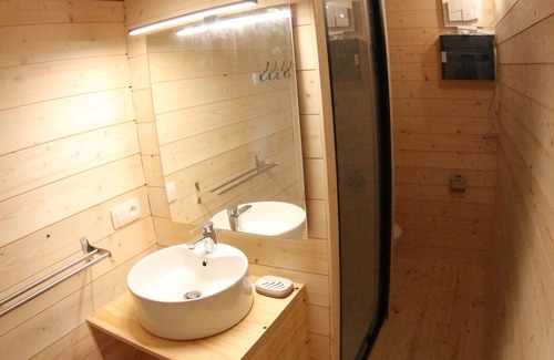 Vic-le-Comte Cabine | Cabane pilotis Rosmerta +Spa + filet + 4 saisons