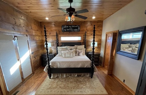 Crenshaw County Cabine | Lodge on The Lake