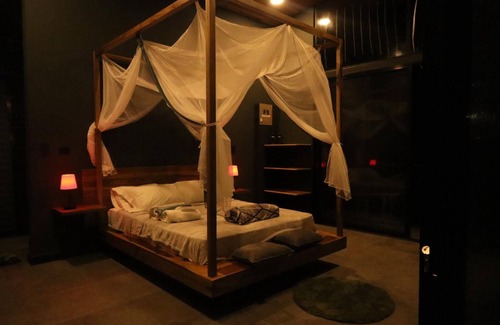 La Fortuna Cabine | Lodge With Volcano and Lake Arenal Magnificent Views in the Tropical Forest.