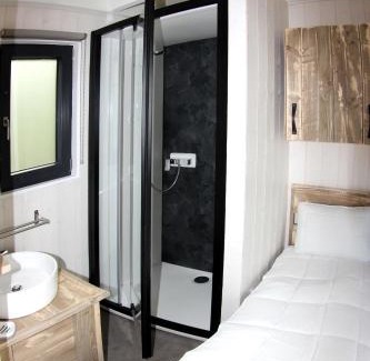 Vic-le-Comte Maison | Lodges Arverne