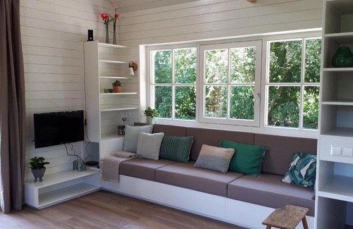 Hazerswoude-Rijndijk Cabine | Lodges near the Rhine - Sustainable Residence