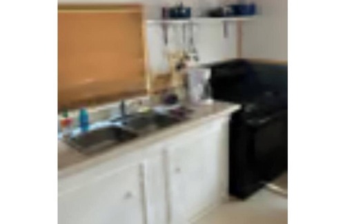 Tulelake Location De VR | Lodging 5, 2 twins, stove-top kitchen with necessities and hot water.