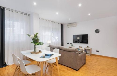 el Camp d'en Grassot i Gracia Nova Appartement | Lodging Apartments Villa de Gracia 2 bedroom cozy apartment