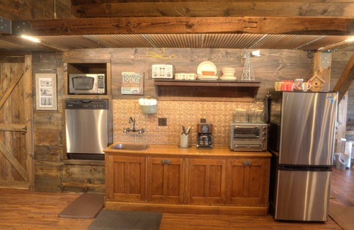 Wayne County Maison | Lodging EXTRAORDINAIRE!