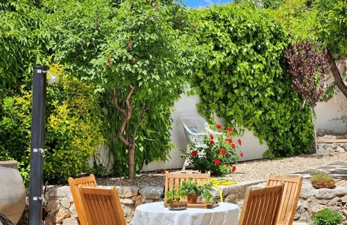 Morata de Tajuna Maison | Lodging in Morata de Tajuña, La Casa de La Plazuela
