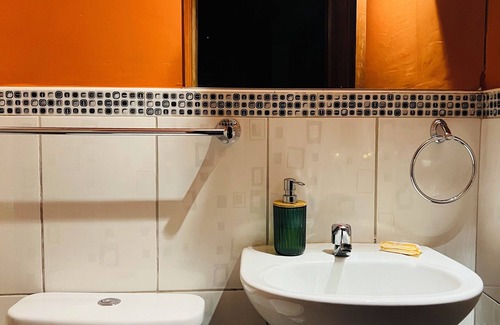 Ollantaytambo Cabine | Lodging in Ollantaytambo living inka city with viewpoint to mountains