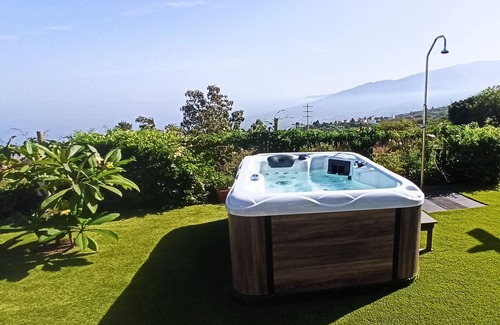 Los Realejos Maison | Lodging with spa. Sea/mountain views.15 minutes from Socorro beach.