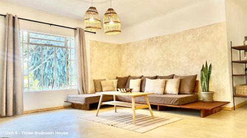Nelspruit Appartement | LoerieRoep Estate - Mountainview Selfcatering Accommodation Nelspruit