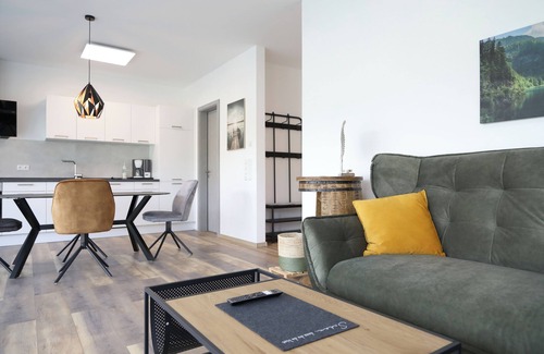 Treis-Karden Appartement | Loft 3 with covered balcony and fantastic panoramic view of the Moselle, near Elz Castle
