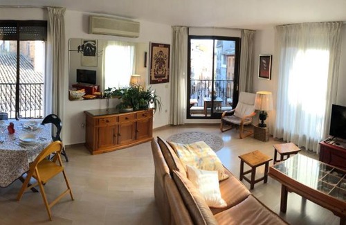 Barrio de Santo Domingo y San Martin Appartement | Loft acogedor con terraza y parking en el centro