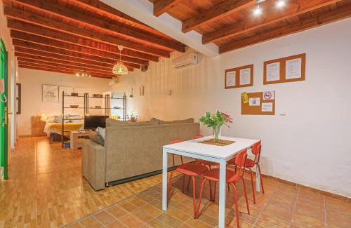 Doctor Barraquer-Grupo Renfe-Policlinico Appartement | Loft B2, Apartment in Seville