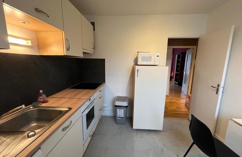 Lisieux Appartement | Loft calme sur la rivière avec parking