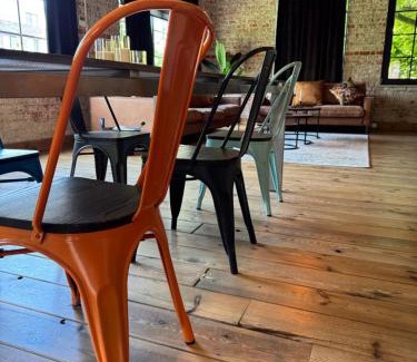 Machelen Appartement | Loft Cosy avec billard et à 10 minutes de l'aéroport de Zaventem