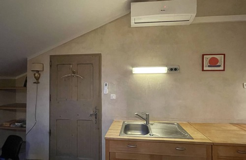 Caderousse Appartement | Loft dans un grand mas avec piscine