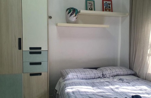 Les Roquetes Villa | Estudio dentro de la comunidad tiene dos gatos en la casa