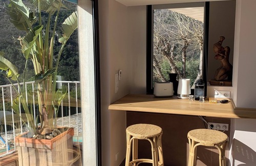 Saint-Jeannet Appartement | loft dans village provençal avec espace bien être spa sauna fitness avec vue mer