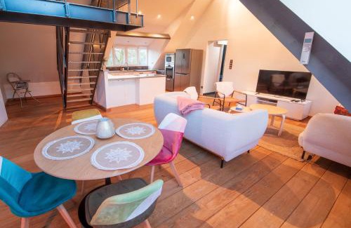 Charleville-Mezieres Appartement | Loft les deux cèdres avec vue panoramique