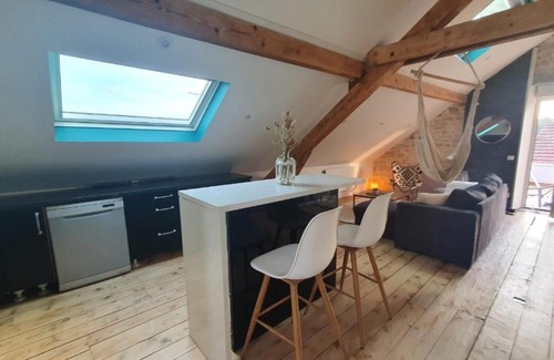 Maiche Appartement | Loft lumineux et cosy avec grande terrasse
