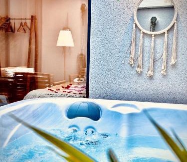 Saint Nicolas - Charles III - Ville vieille - Trois Maisons - Leopold Appartement | Loft Menorca & Spa 5 étoiles au cœur de Nancy
