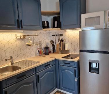 Nogent-le-Rotrou Appartement | Loft Moderne et Rénové - Idéal Pros & Familles - 1 à 4 pers - Wifi - 5 min de la Gare