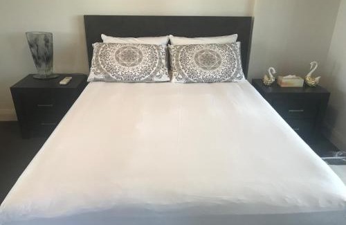 Lidcombe Appartement | Loft of Accor Stadium - Pool, Sleeps 6, 3 BEDS 2 Baths - No PARTIES